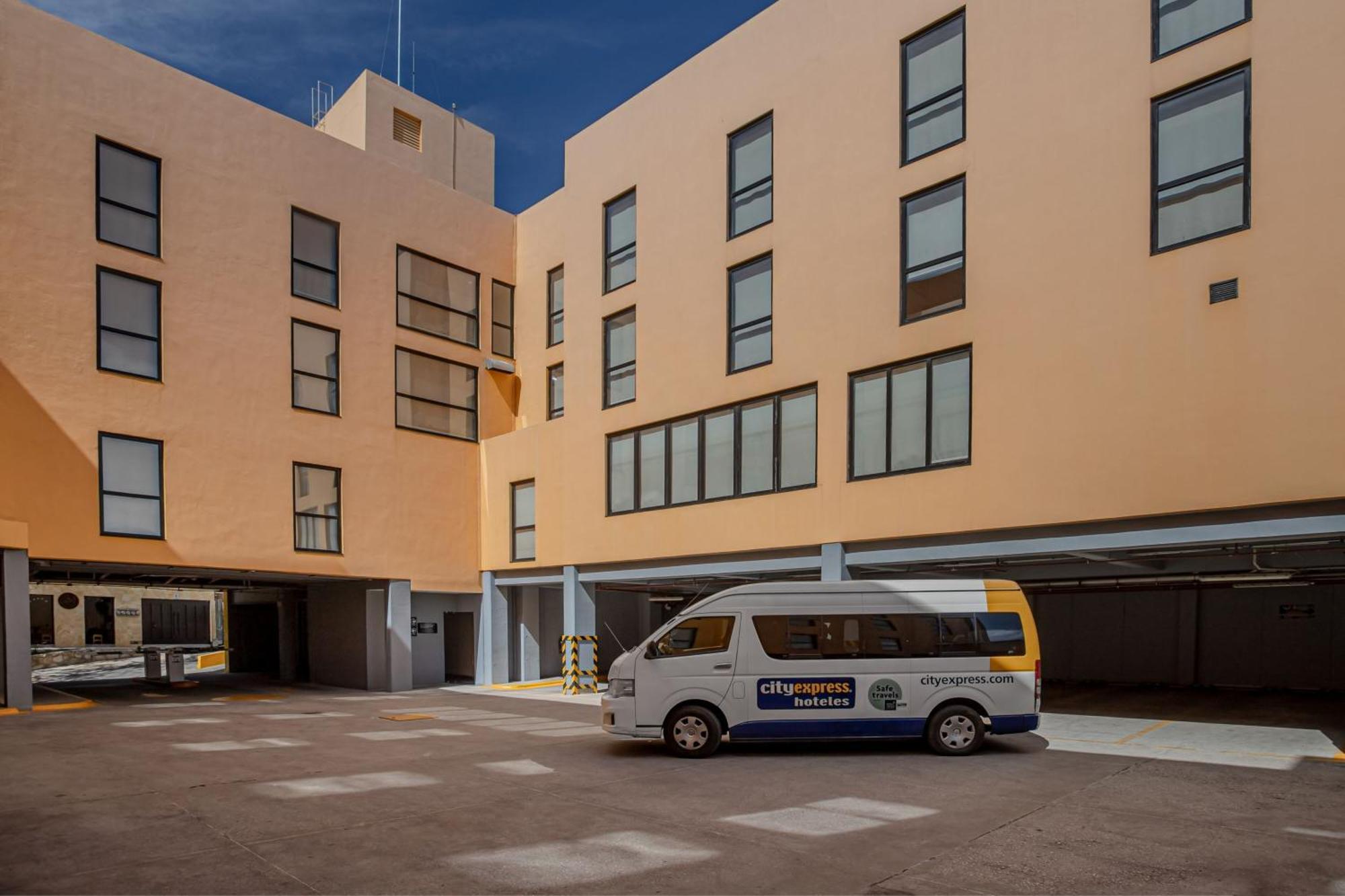 City Express By Marriott Oaxaca Екстериор снимка